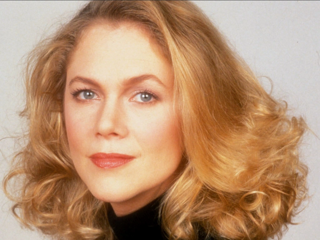 Kathleen Turner